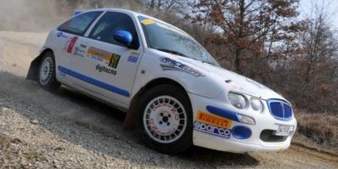 Tilocca e Mocci: equipaggio turritano al rally dei Nuraghi