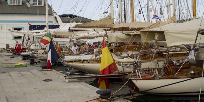 La vela d’antan fa tappa a Porto Rotondo