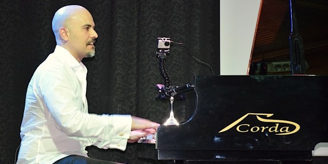 Michele Sestu apre il Rail Piano-Tour 2017