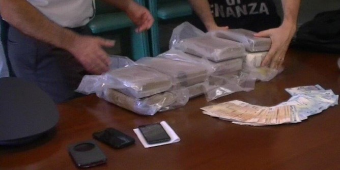 Cagliari: sequestrati 12chili di cocaina
