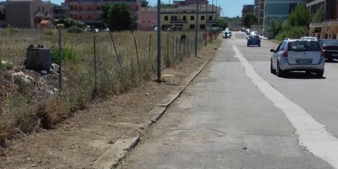 Porto Torres, al via il taglio erba nei quartieri periferici