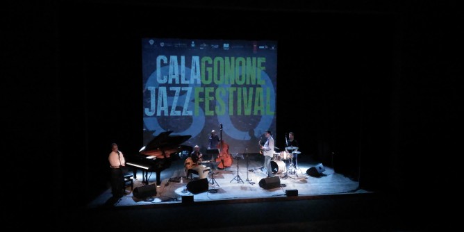 Inizio esemplare per il Cala Gonone jazz festival