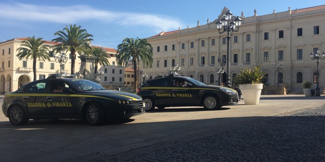 Spaccio di coca: due nigeriani in manette