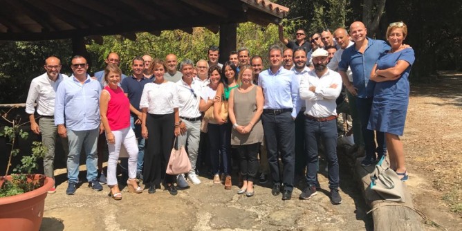 Giorgia Meloni incontra amministratori sardi