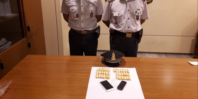 Cagliari: arrestato corriere nigeriano