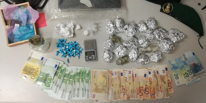 Droga a Valledoria: 23enne in manette