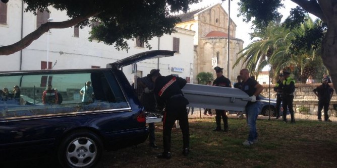Dramma nel parco San Gavino: anziano si spara col fucile