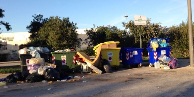 Porto Torres: raccolta rifiuti nei festivi