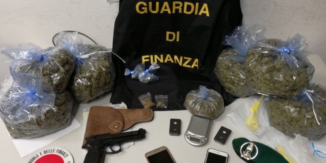 2,7 chili di marijuana a Monte Rosello