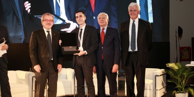 Premio <i>Leonardo</i> a Gionathan Desogus