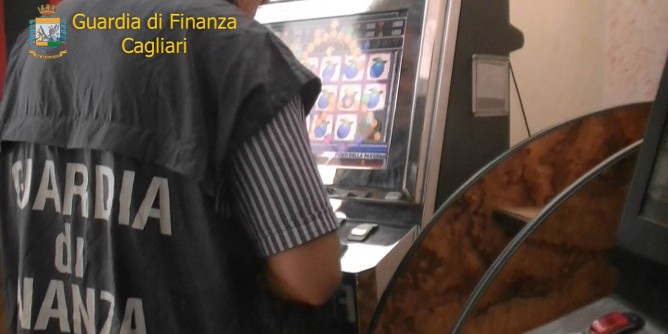 Evasione fiscale e videopoker non a norma: sanzioni