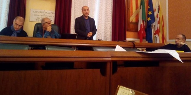 <i>Pai</i> licenziato in Commissione: luned laula