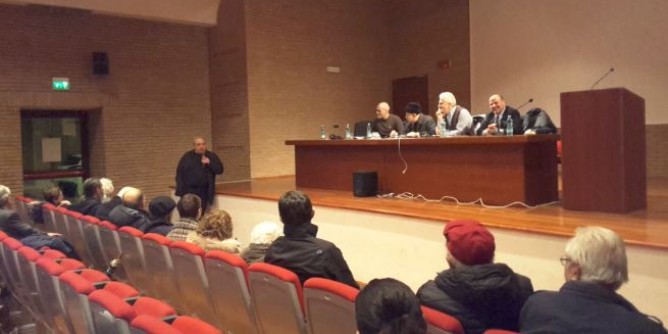 Porto Torres: un folto pubblico celebra il libro Gratitudine