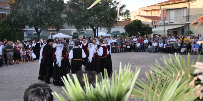 Olmedo: doppio appuntamento con Cantos a presepu