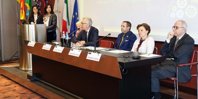Giovani-adulti: Pigliaru al Rotary