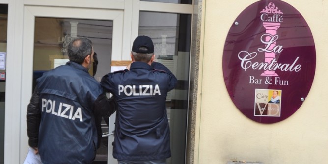 Disturbo al riposo delle persone: bar chiuso