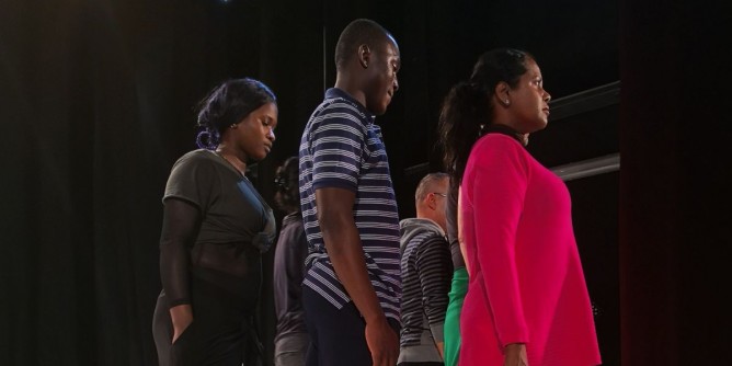 Teatro: <i>Moving closer</i> ad Arzachena