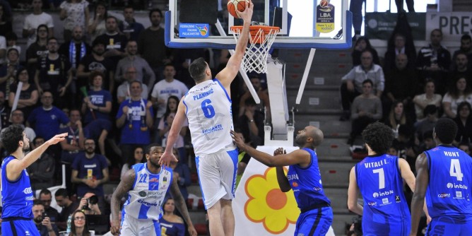 La Dinamo di Markovski perde in volata
