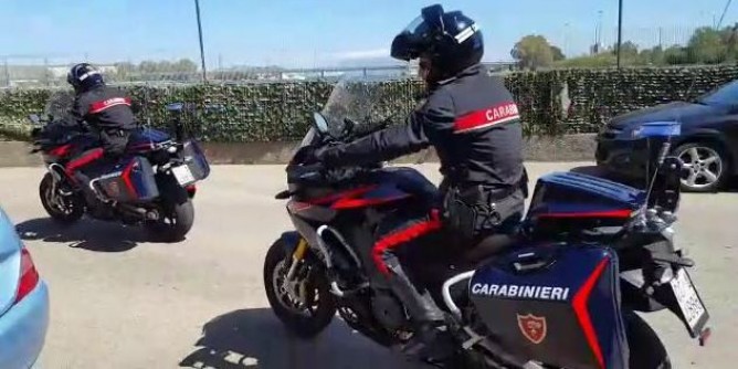 Droga in auto e a casa, arresto alla Maddalena