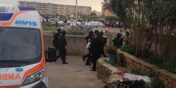Militare ferito, irruzione in casa. Porto Torres: 42enne in arresto
