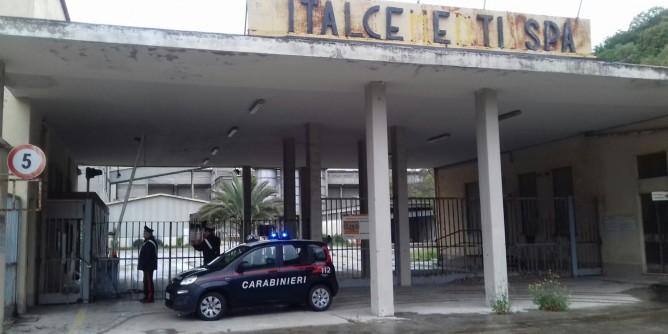 Muros: due arresti per furto di rame
