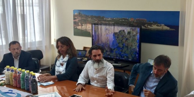 Porto Torres: a pesca di rifiuti con Clean sea life