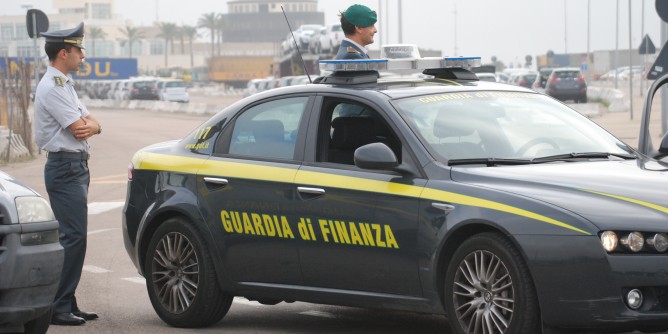 Porto Torres: sbarca da Barcellona con 15<i>kg</i> di coca
