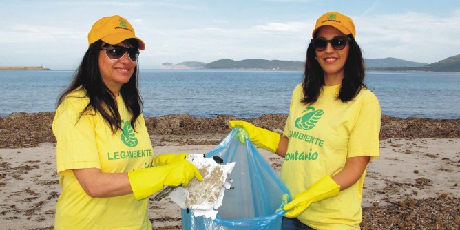 Spiagge pulite, Legambiente a lavoro