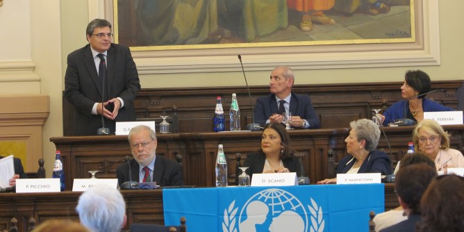 Cyberbullismo: interviene Ganau