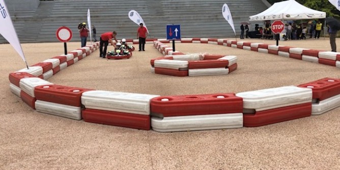Karting: percorso per bambini in Piazza Dettori