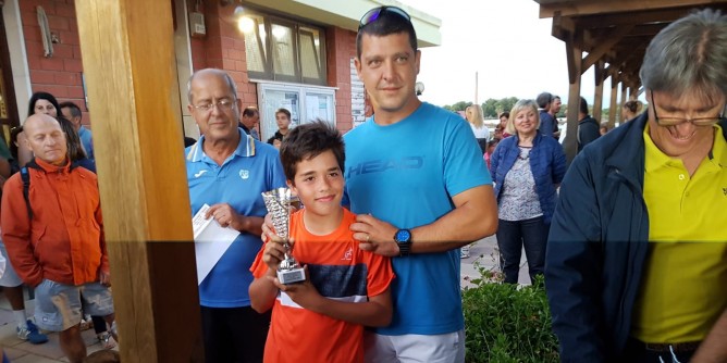 Tennis giovanile: Alias campione regionale