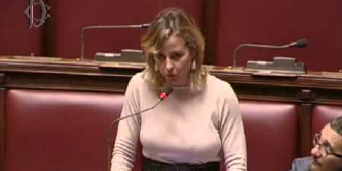 <i>Turn over</i> ministri: Costa influenzato, arriva Grillo