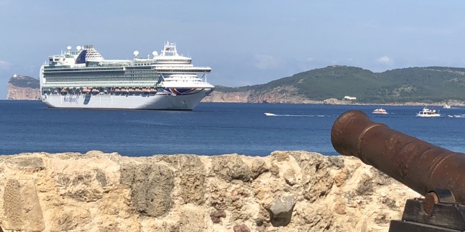 Crociere, si riparte ad Alghero: 18 arrivi nel 2022