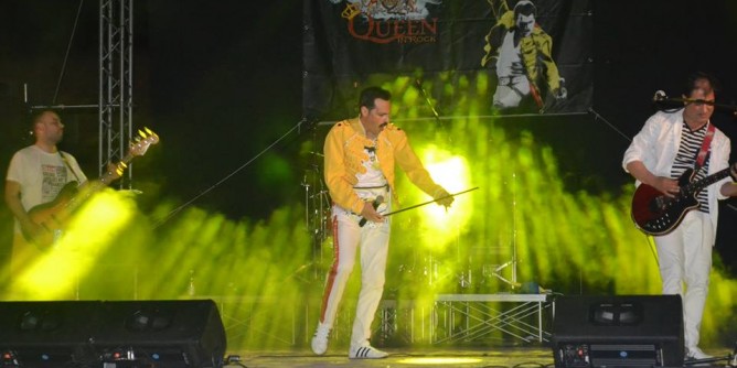Queen in rock a Bitti