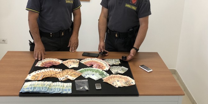 Eroina a Olbia: 28enne in manette