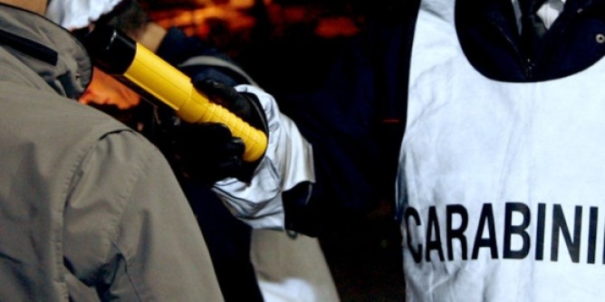 Guida in stato di ebrezza: 50enne denunciato