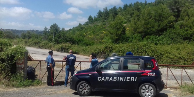 I Carabinieri scoprono una discarica abusiva