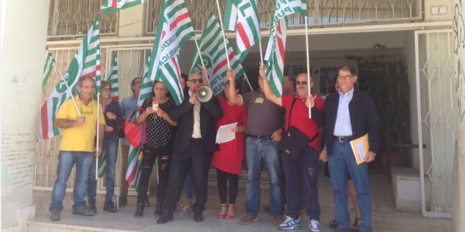 Porto Torres, Cisl contro assessore. Vargiu non insulti il personale 