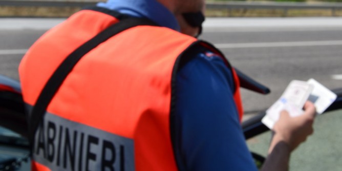 Sassarese truffato online: denuncia