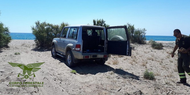Incivili in spiaggia: quindici multe