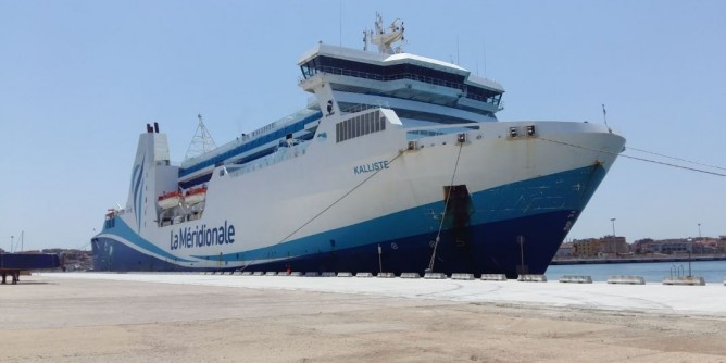 Primo ormeggio agli Alti fondali: approda la Kalliste 