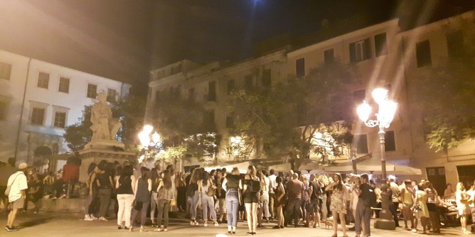 A Sassari stop al consumo serale di alcol in pubblico