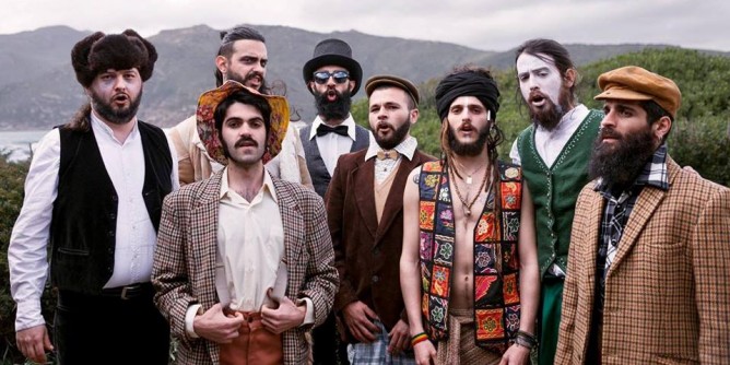 Teatro-canzone <i>puntadito</i> a Porto Ferro