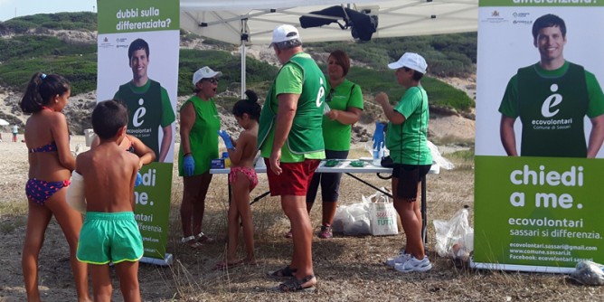 Ecovolontari in azione a Porto Ferro