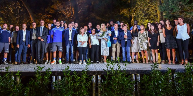 La Dinamo <i>brinda</i> ad Alghero