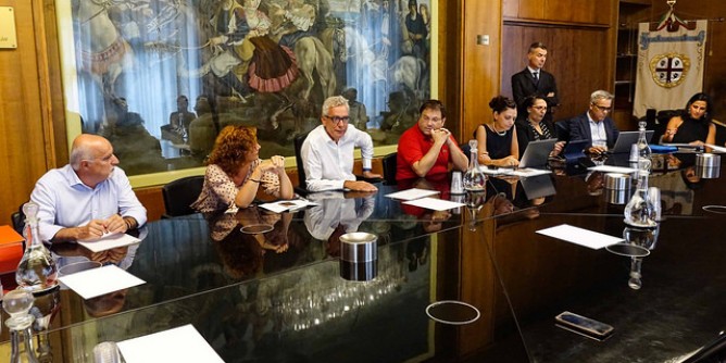 Iscola: se ne parla a Cagliari