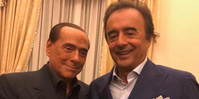 Stretta di mano Tedde-Berlusconi