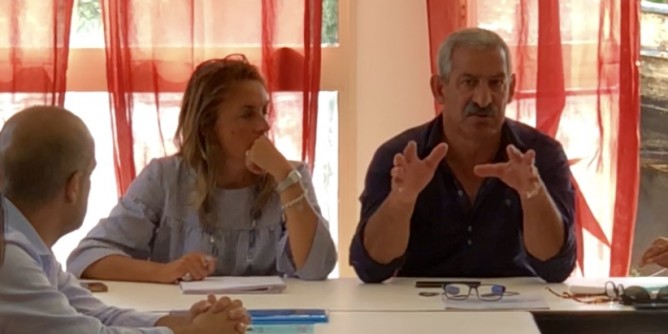 «Nessuna <i>offesa</i>, prima gli anziani»