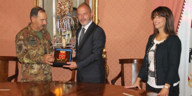 A Palazzo Ducale il capo di Stato maggiore dell´Esercito