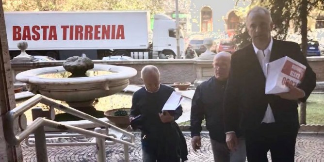 Al <i>Mit</i> 61mila firme contro Tirrenia